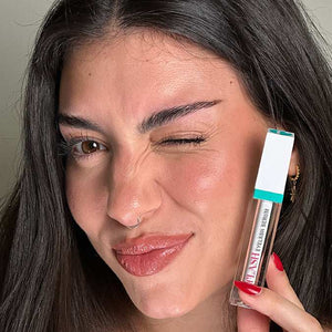 flash_cosmetics_jpeg_influencer_wink_results_image_evergreen_675x675_2 - fLASH Cosmetics