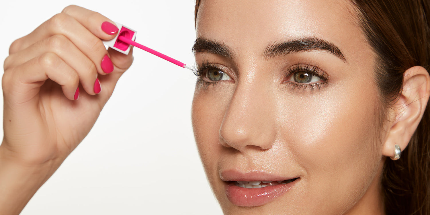 How to Apply Lash Serum